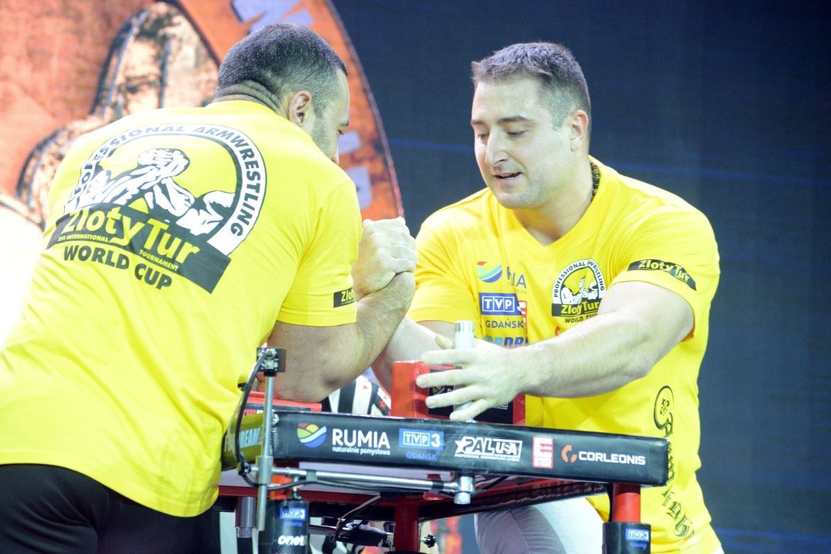 Zloty Tur 2016 Right Hand By Donat Supinski