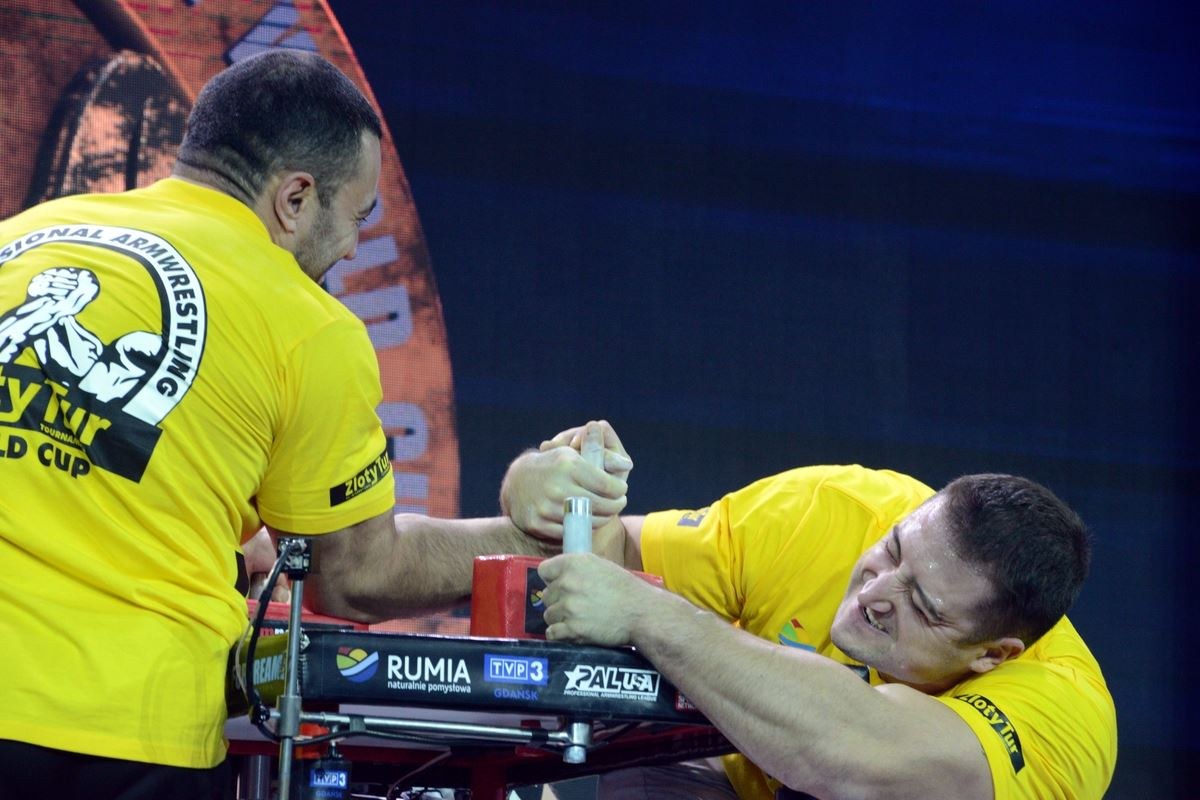 Zloty Tur 2016 Right Hand By Donat Supinski