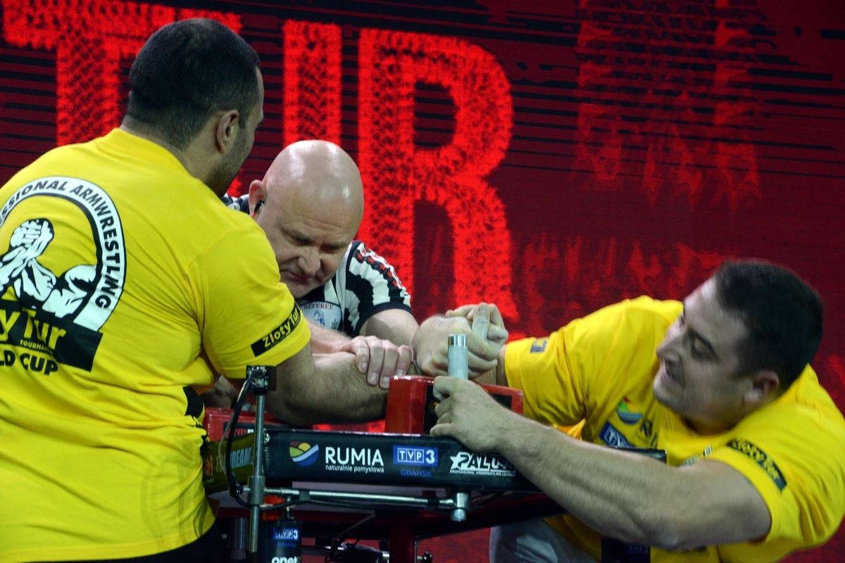 Zloty Tur 2016 Right Hand By Donat Supinski