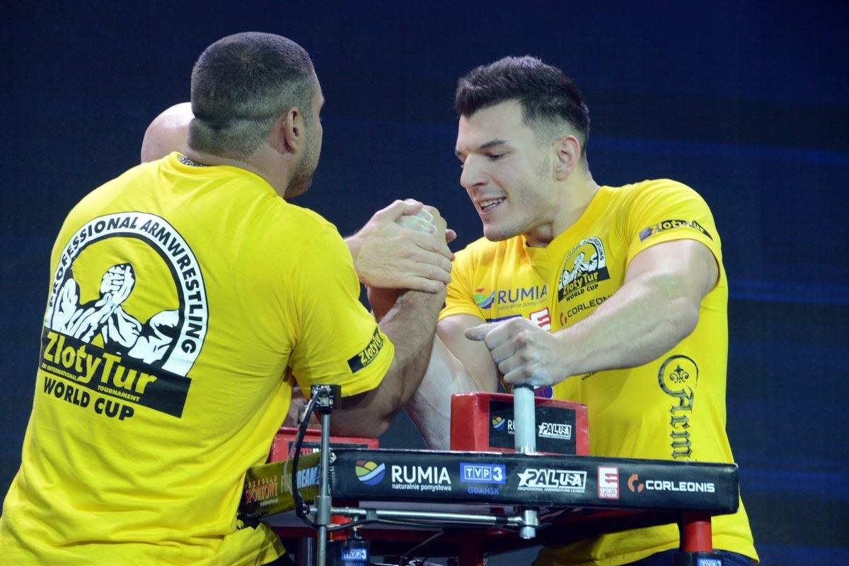 Zloty Tur 2016 Right Hand By Donat Supinski