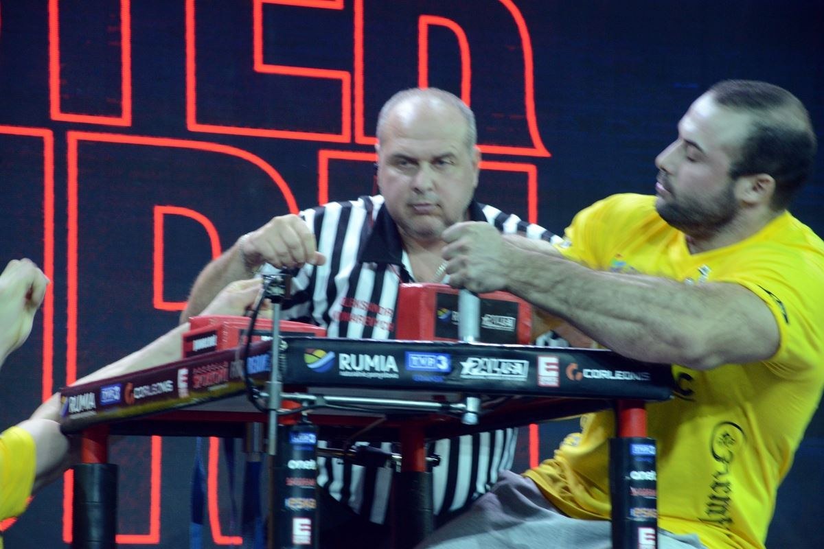 Zloty Tur 2016 Right Hand By Donat Supinski