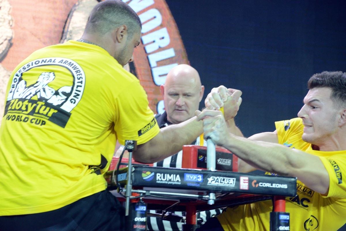 Zloty Tur 2016 Right Hand By Donat Supinski