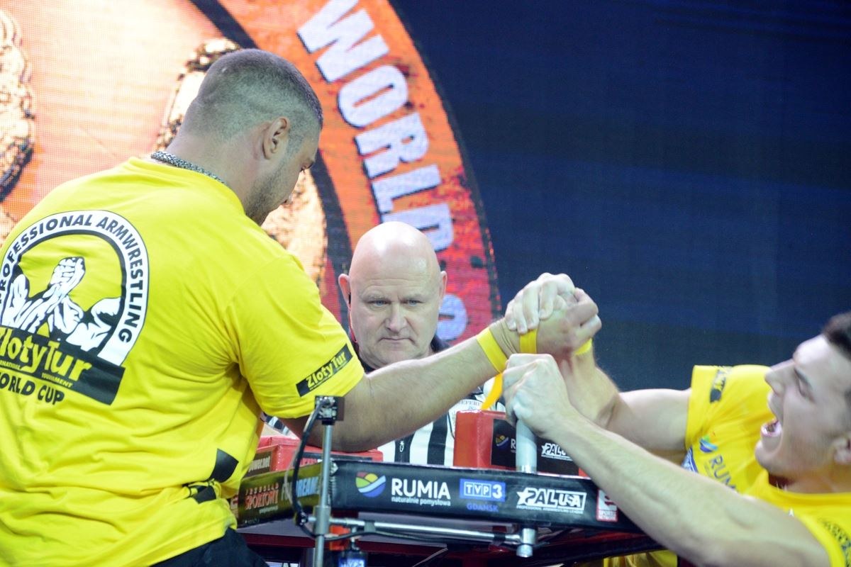 Zloty Tur 2016 Right Hand By Donat Supinski