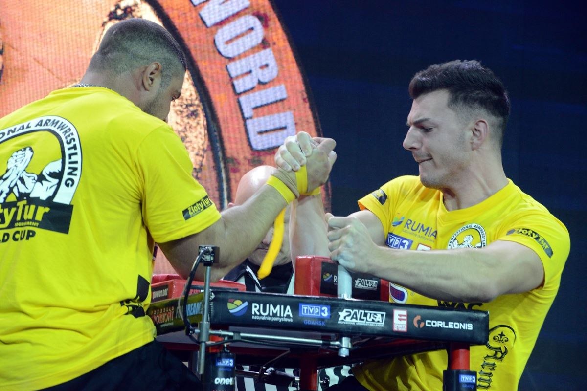 Zloty Tur 2016 Right Hand By Donat Supinski