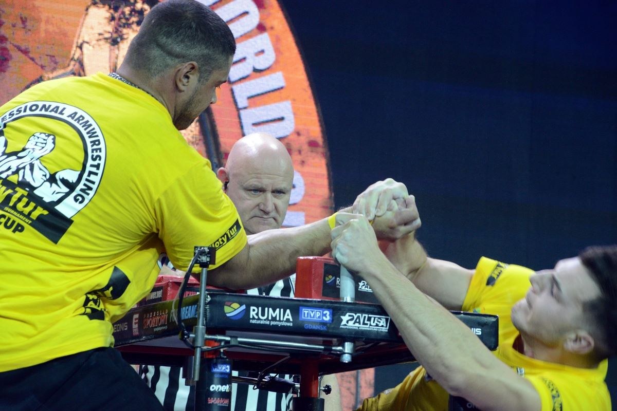 Zloty Tur 2016 Right Hand By Donat Supinski