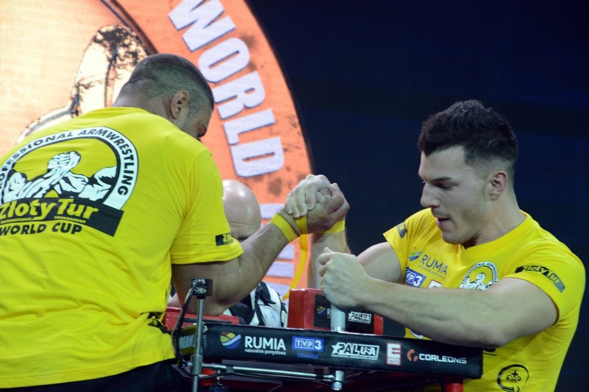 Zloty Tur 2016 Right Hand By Donat Supinski