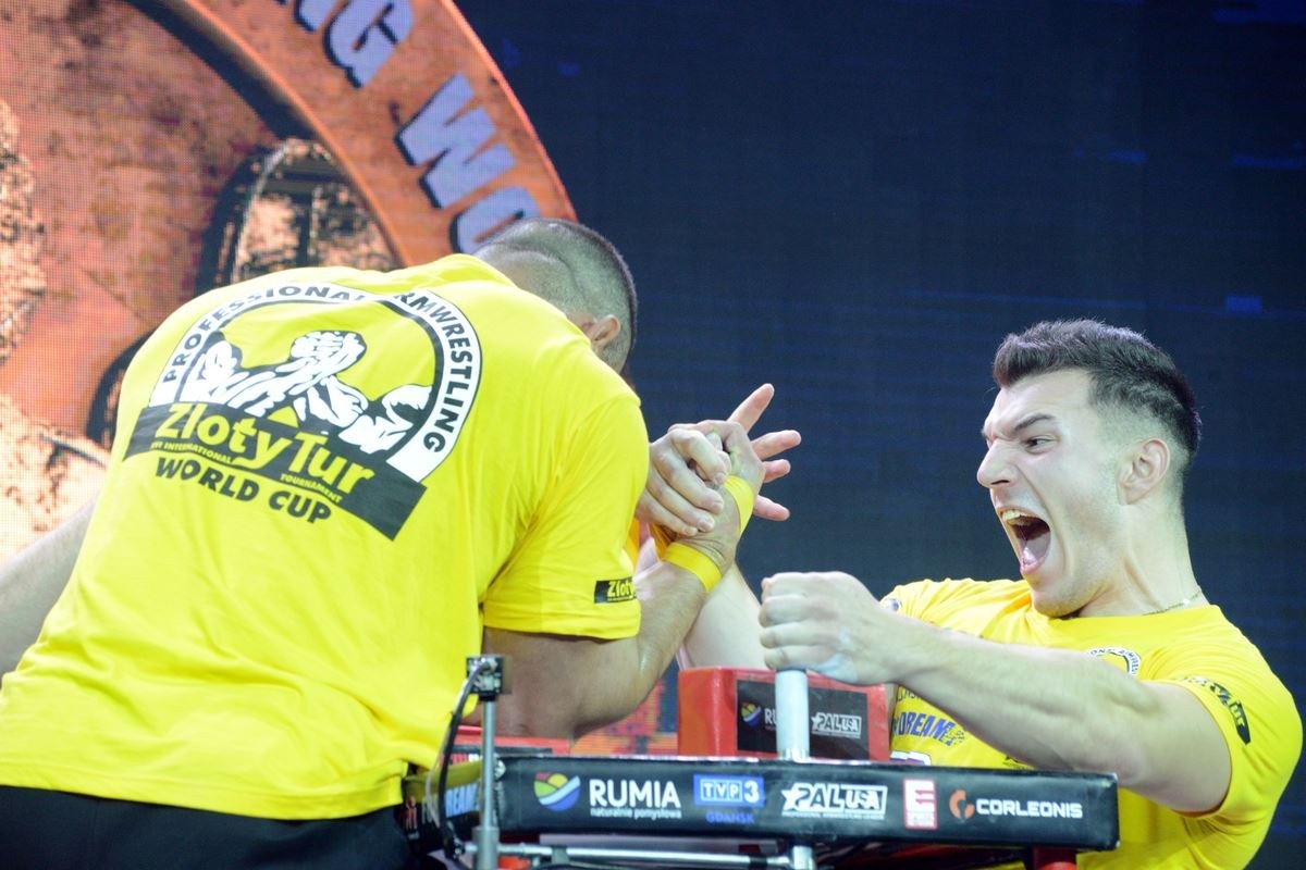 Zloty Tur 2016 Right Hand By Donat Supinski