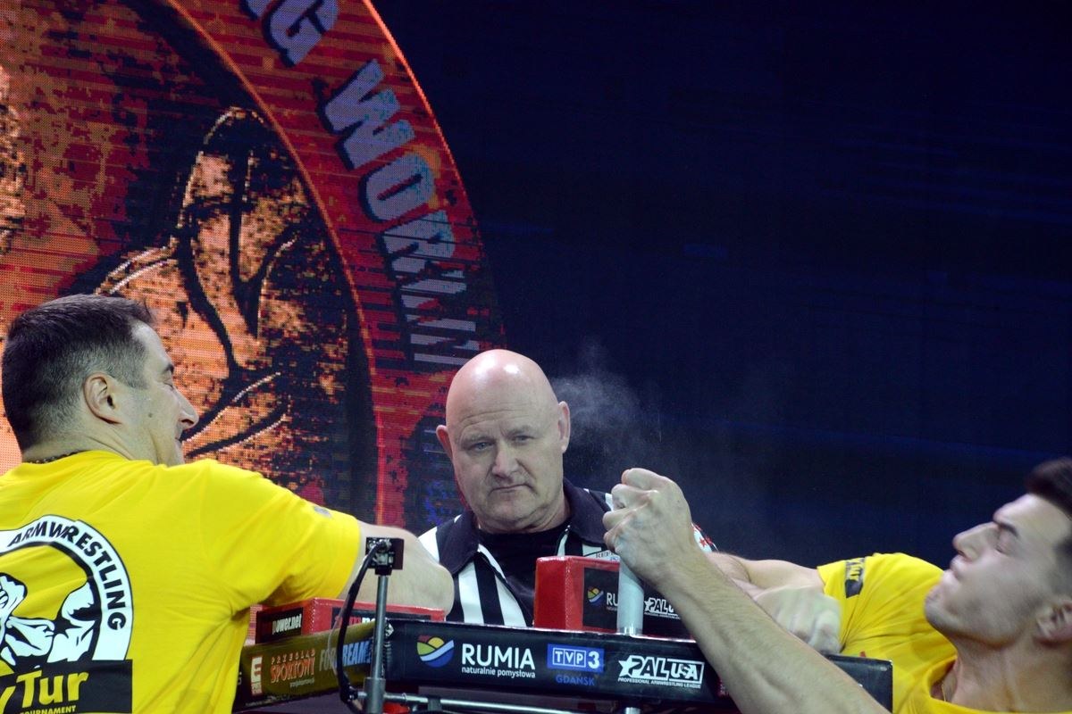 Zloty Tur 2016 Right Hand By Donat Supinski