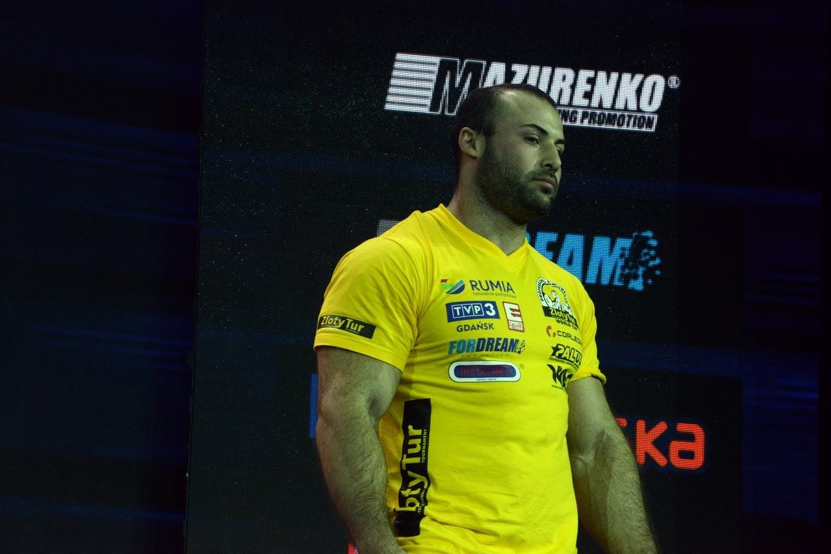 Zloty Tur 2016 Right Hand By Donat Supinski