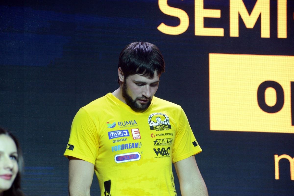 Zloty Tur 2016 Right Hand By Donat Supinski