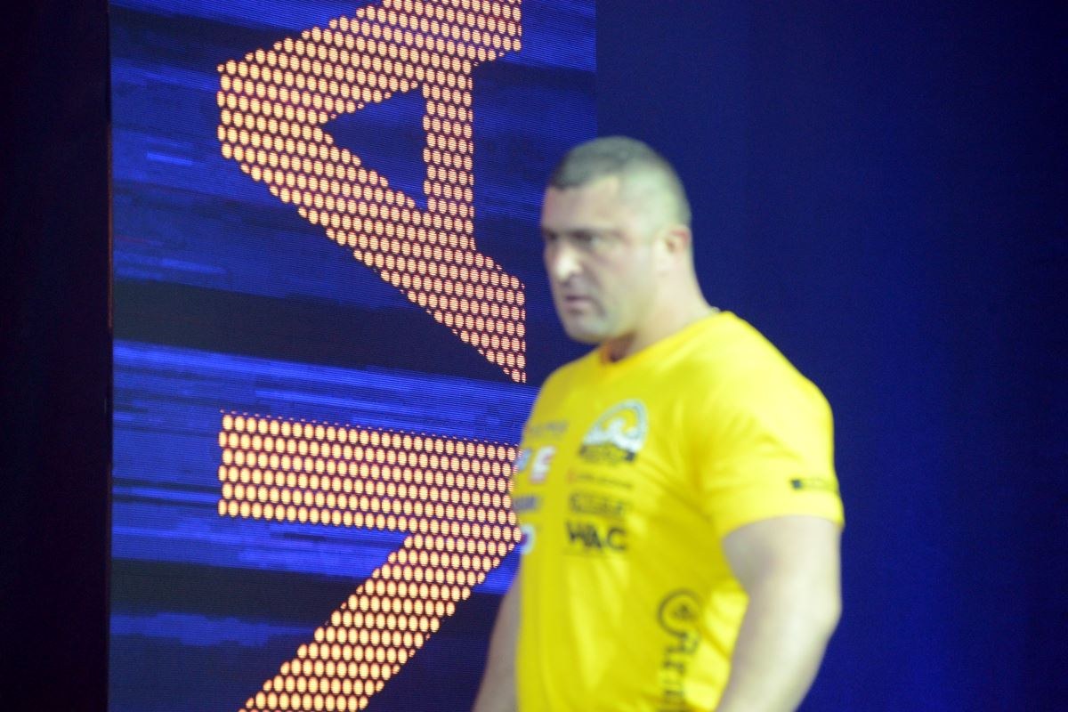 Zloty Tur 2016 Right Hand By Donat Supinski