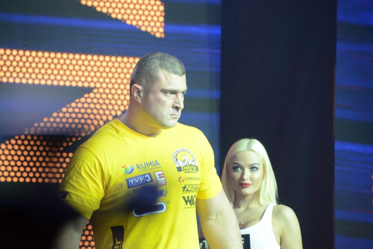 Zloty Tur 2016 Right Hand By Donat Supinski