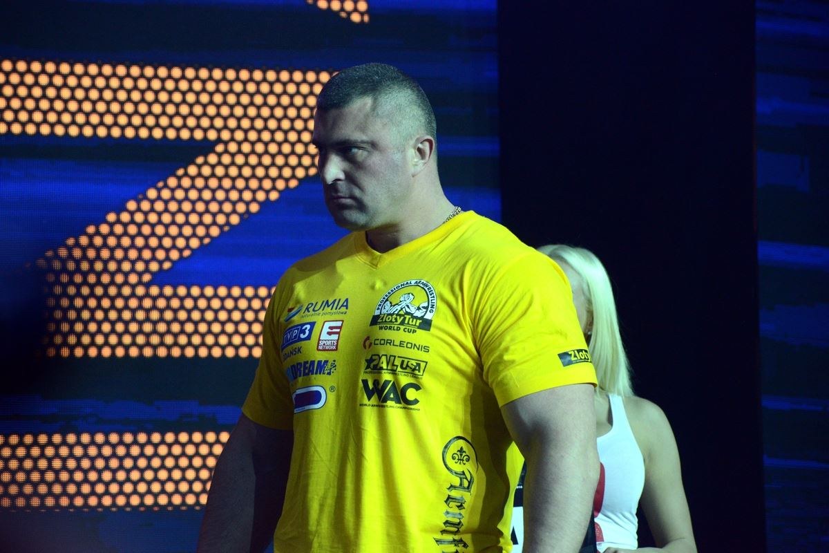 Zloty Tur 2016 Right Hand By Donat Supinski