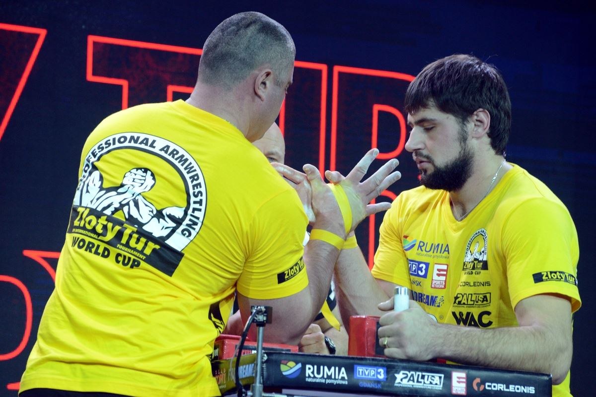 Zloty Tur 2016 Right Hand By Donat Supinski