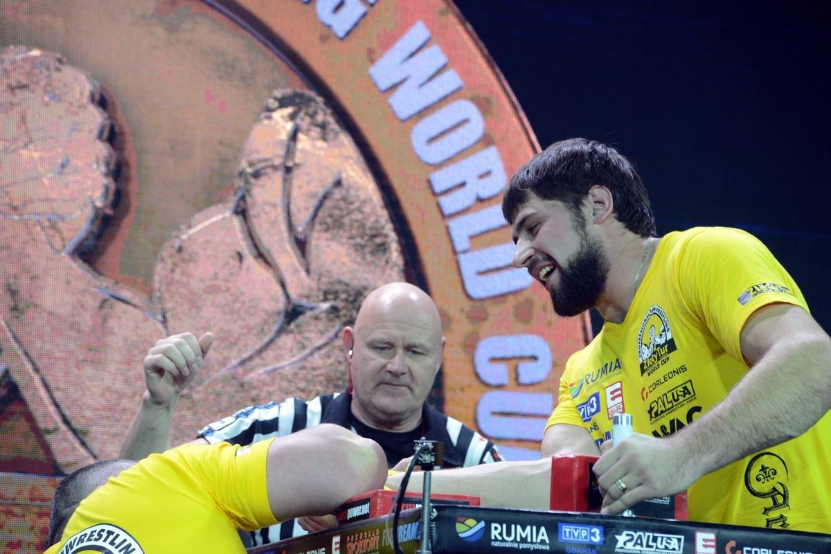 Zloty Tur 2016 Right Hand By Donat Supinski