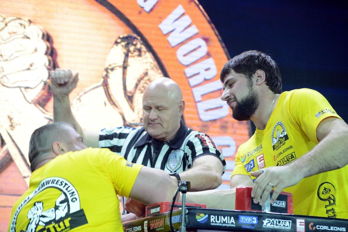 Zloty Tur 2016 Right Hand By Donat Supinski