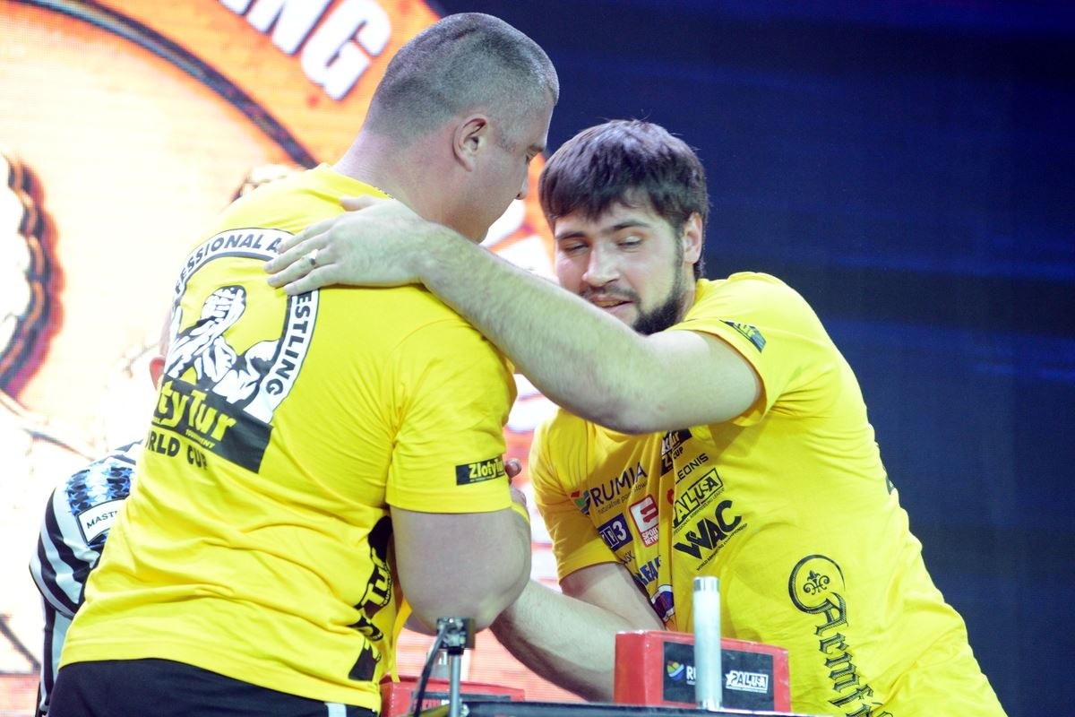 Zloty Tur 2016 Right Hand By Donat Supinski