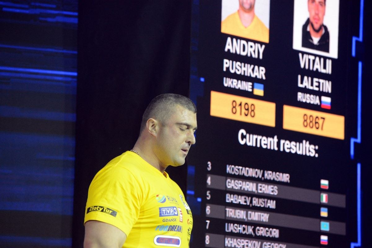 Zloty Tur 2016 Right Hand By Donat Supinski