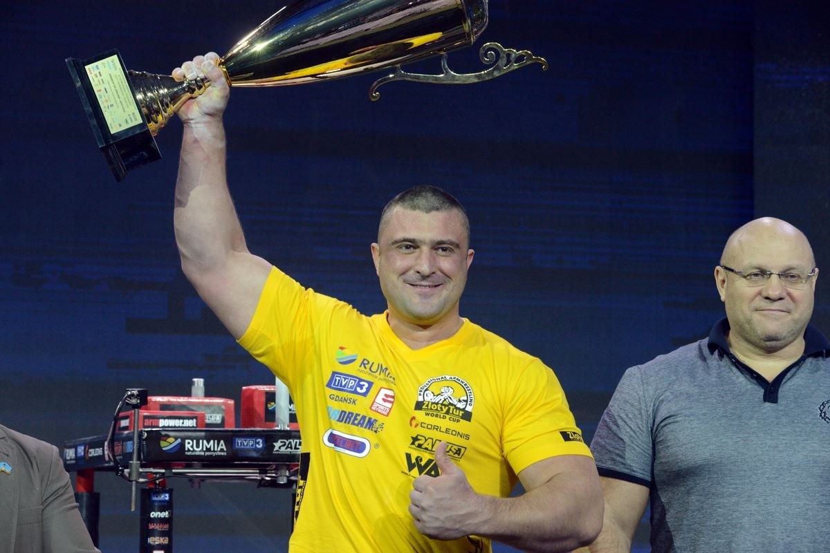 Zloty Tur 2016 Right Hand By Donat Supinski