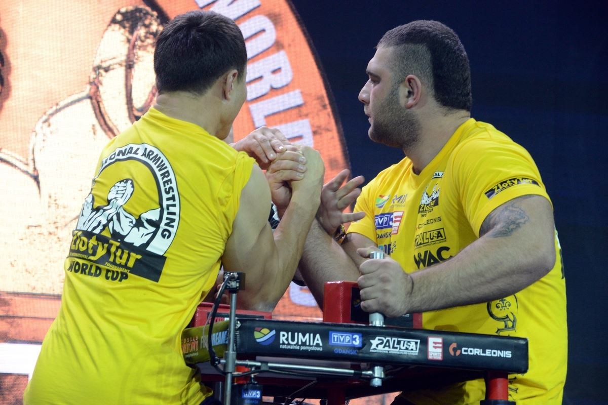 Zloty Tur 2016 Right Hand By Donat Supinski