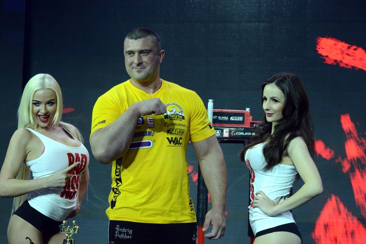 Zloty Tur 2016 Right Hand By Donat Supinski