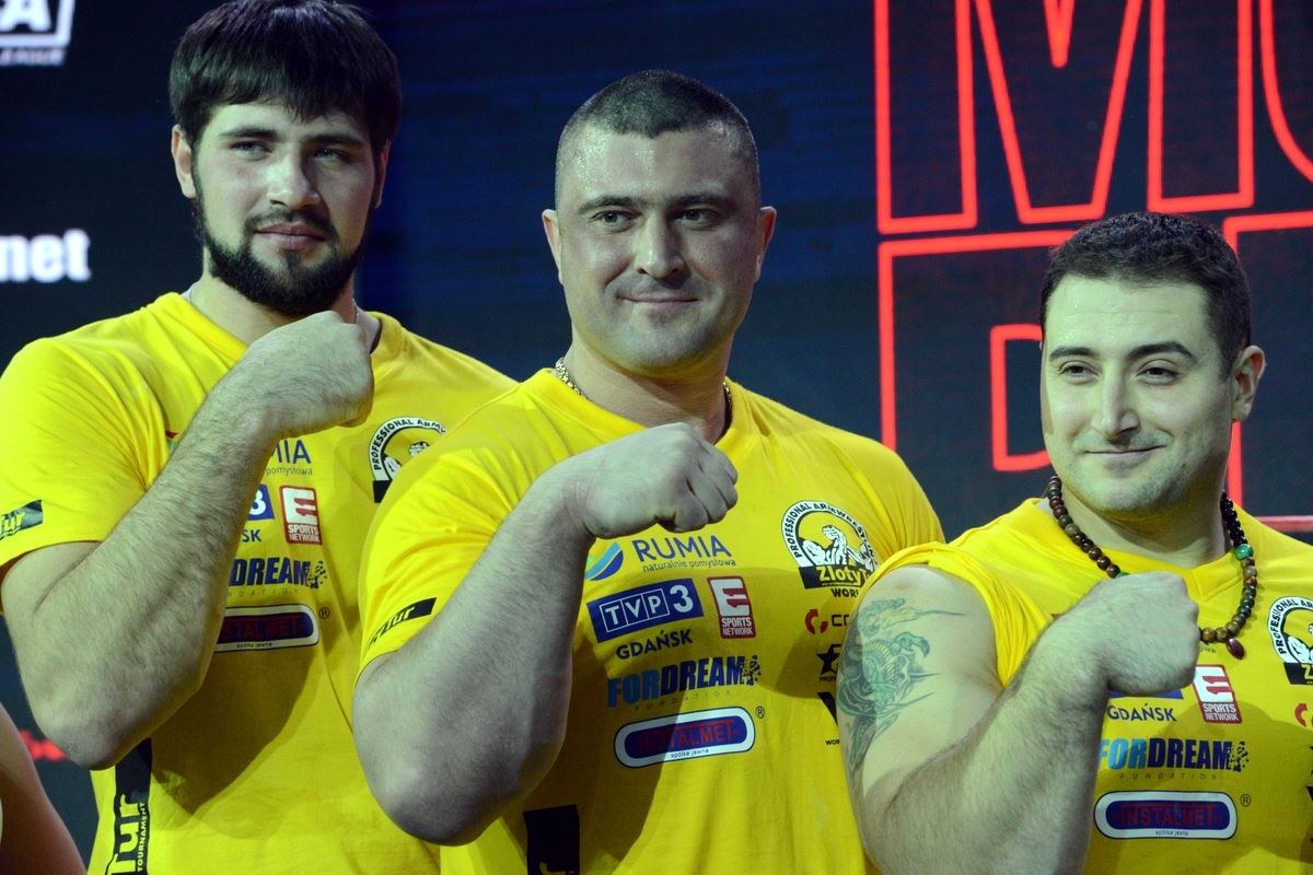 Zloty Tur 2016 Right Hand By Donat Supinski