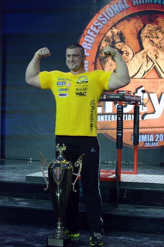 Zloty Tur 2016 Right Hand By Donat Supinski