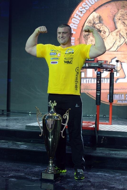 Zloty Tur 2016 Right Hand By Donat Supinski