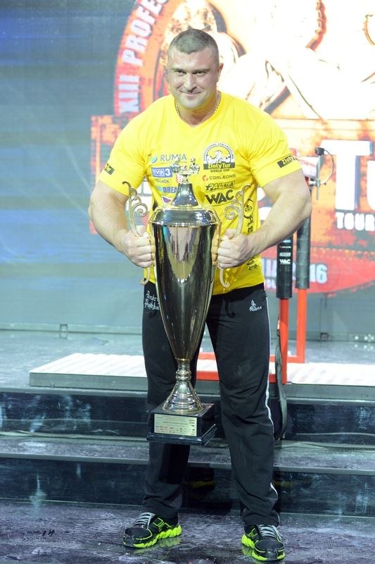 Zloty Tur 2016 Right Hand By Donat Supinski