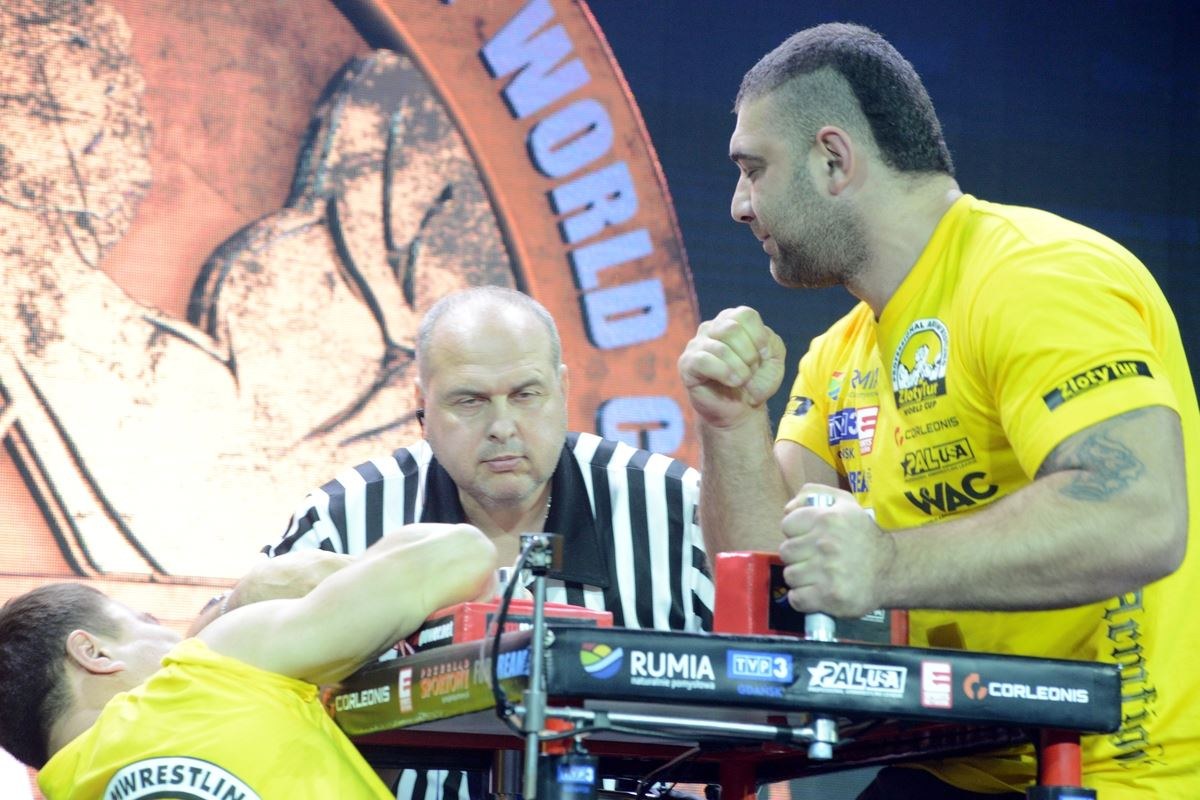 Zloty Tur 2016 Right Hand By Donat Supinski