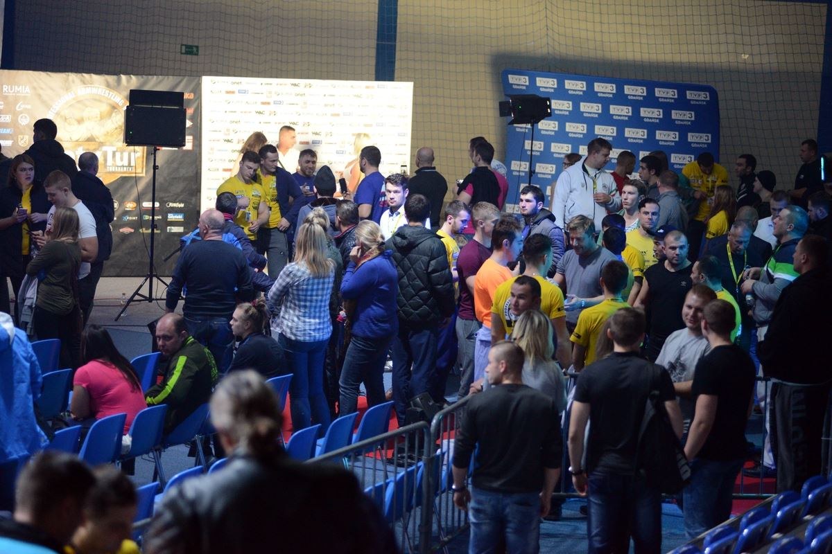 Zloty Tur 2016 Right Hand By Donat Supinski