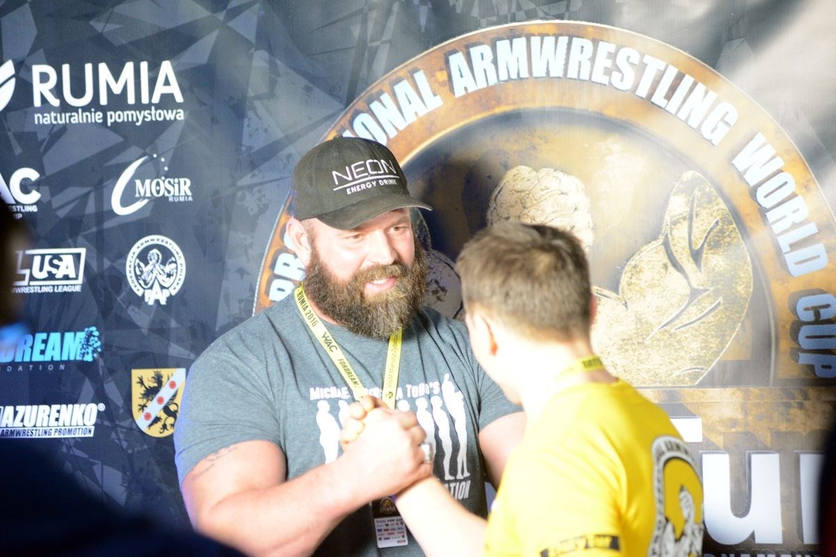 Zloty Tur 2016 Right Hand By Donat Supinski