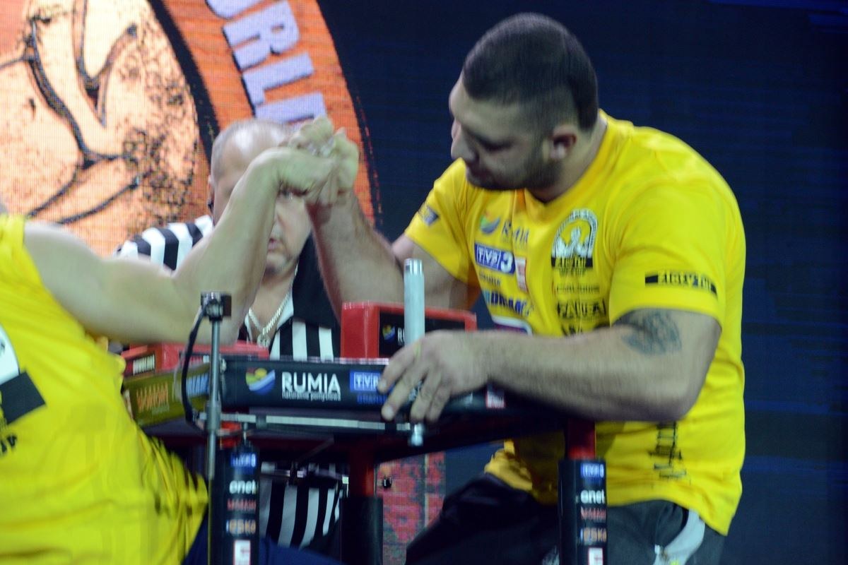 Zloty Tur 2016 Right Hand By Donat Supinski