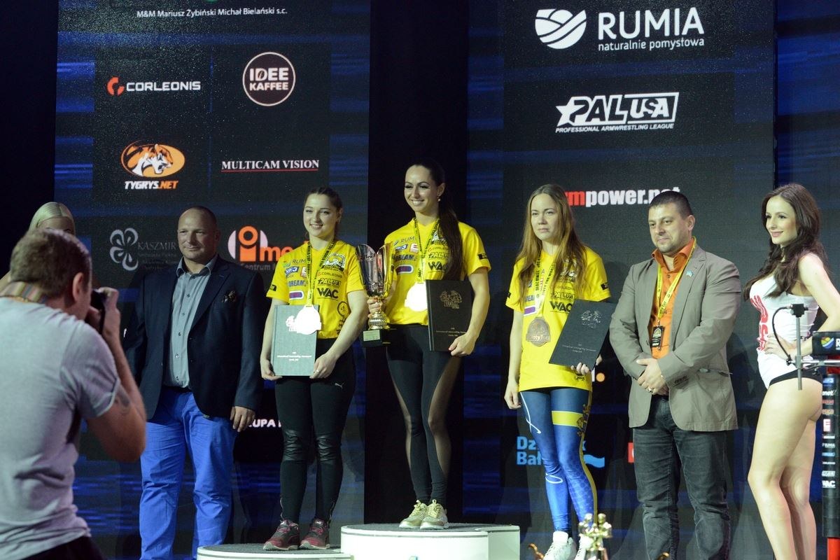 Zloty Tur 2016 Right Hand By Donat Supinski