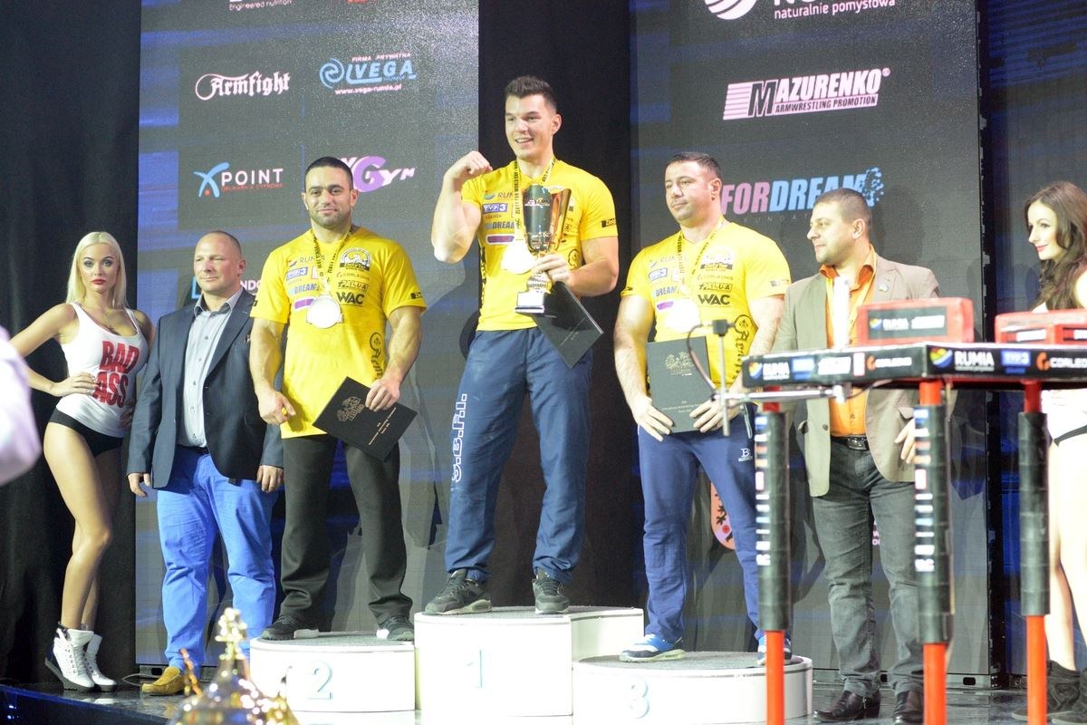 Zloty Tur 2016 Right Hand By Donat Supinski