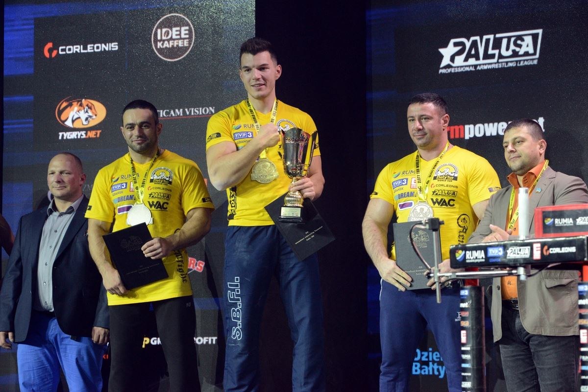 Zloty Tur 2016 Right Hand By Donat Supinski