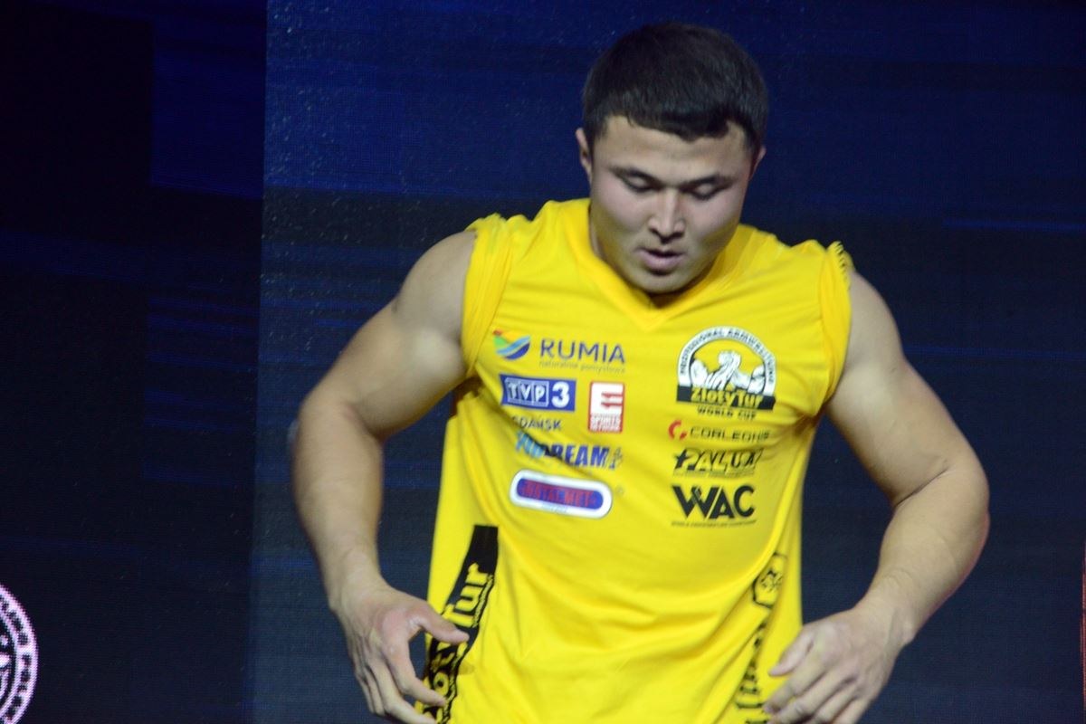 Zloty Tur 2016 Right Hand By Donat Supinski