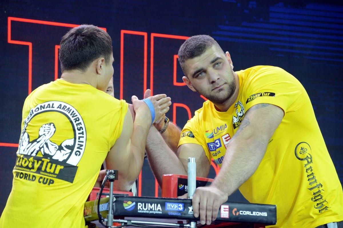 Zloty Tur 2016 Right Hand By Donat Supinski