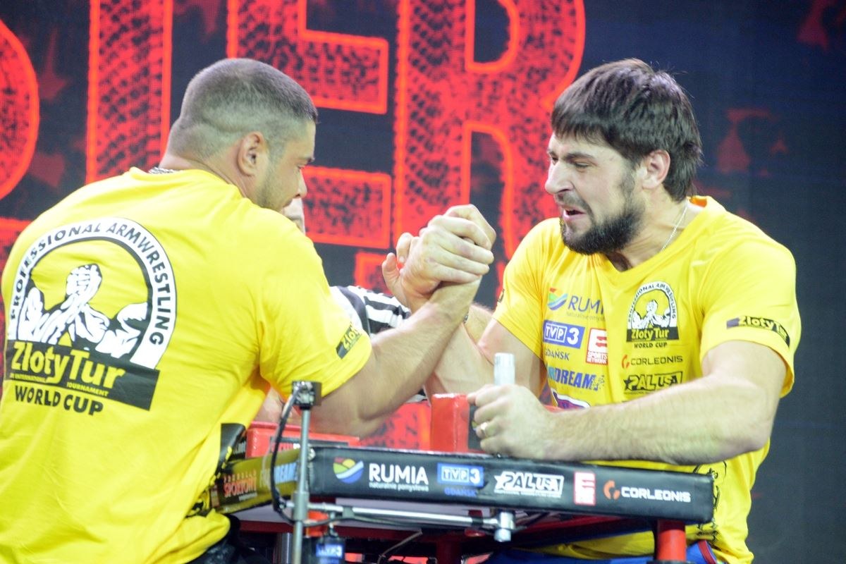 Zloty Tur 2016 Right Hand By Donat Supinski