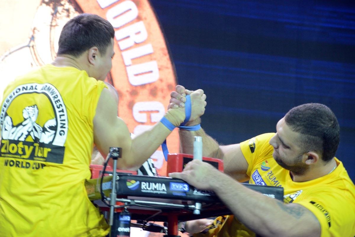 Zloty Tur 2016 Right Hand By Donat Supinski