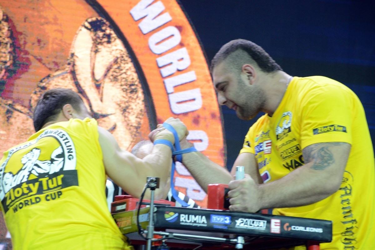 Zloty Tur 2016 Right Hand By Donat Supinski