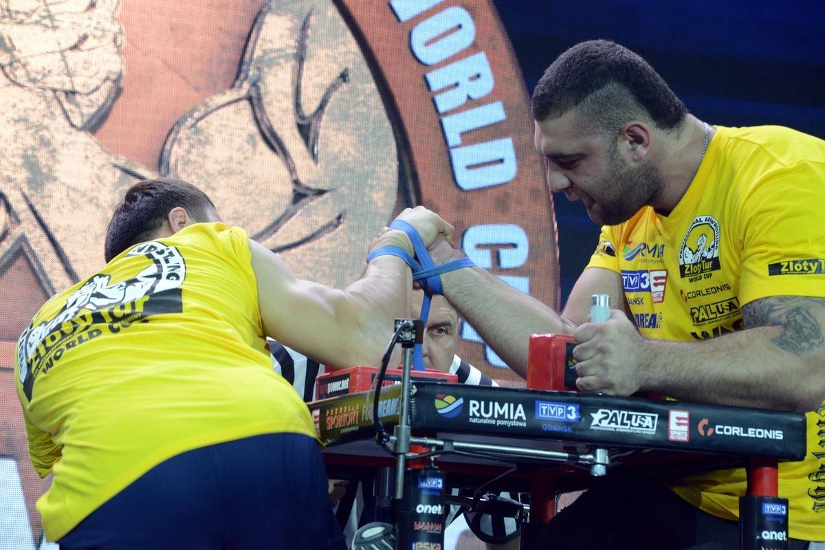 Zloty Tur 2016 Right Hand By Donat Supinski