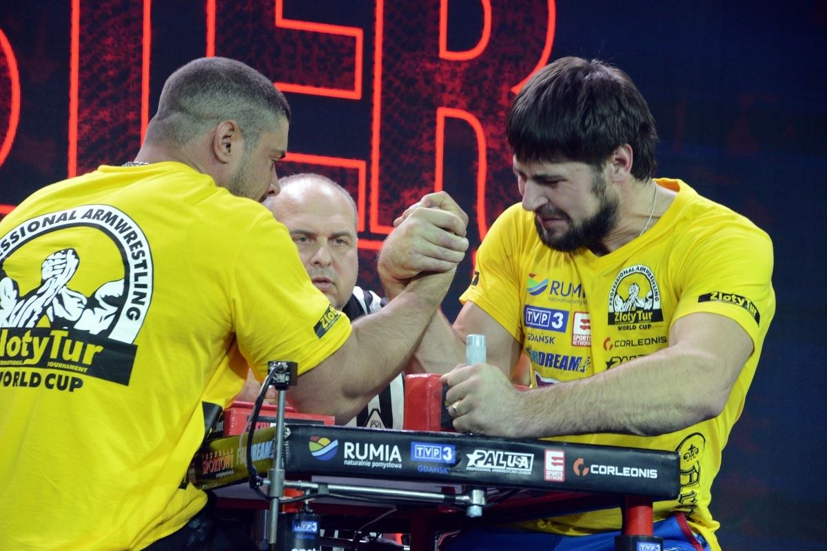 Zloty Tur 2016 Right Hand By Donat Supinski