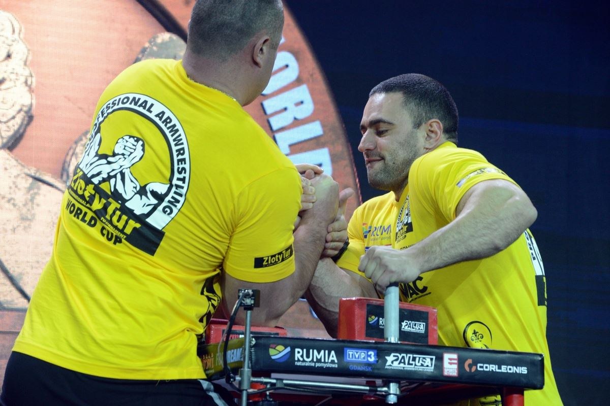 Zloty Tur 2016 Right Hand By Donat Supinski