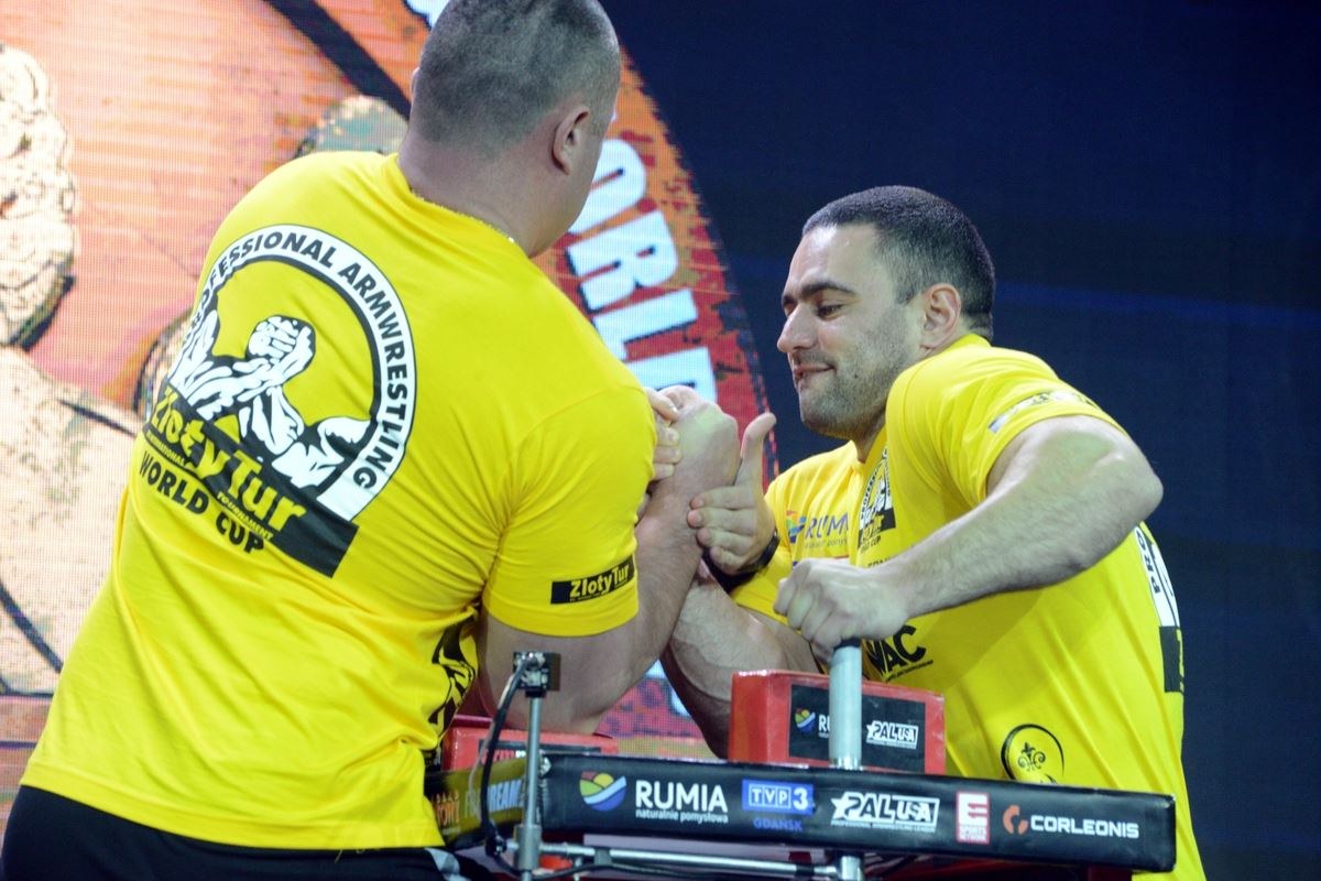 Zloty Tur 2016 Right Hand By Donat Supinski