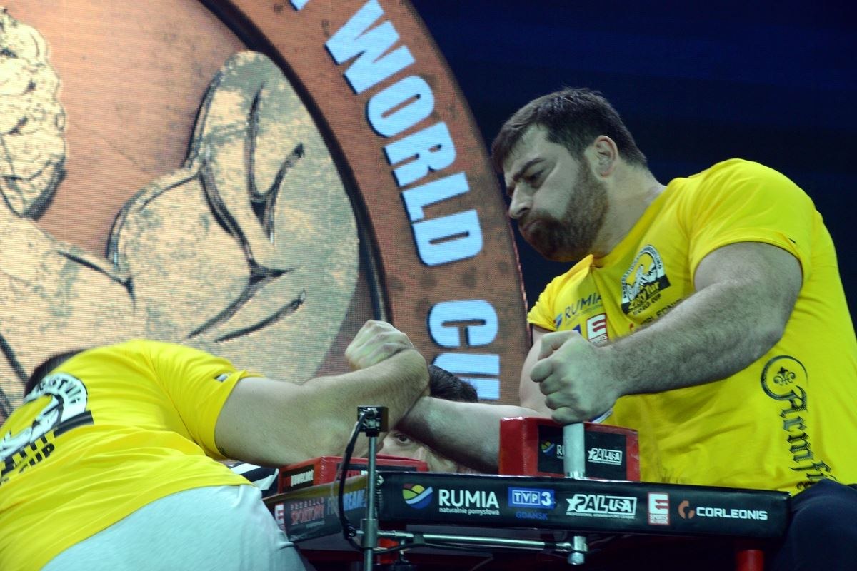 Zloty Tur 2016 Right Hand By Donat Supinski