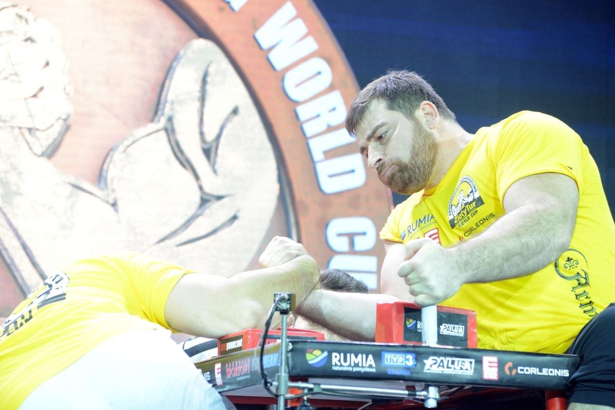 Zloty Tur 2016 Right Hand By Donat Supinski