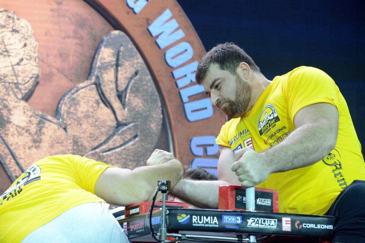 Zloty Tur 2016 Right Hand By Donat Supinski