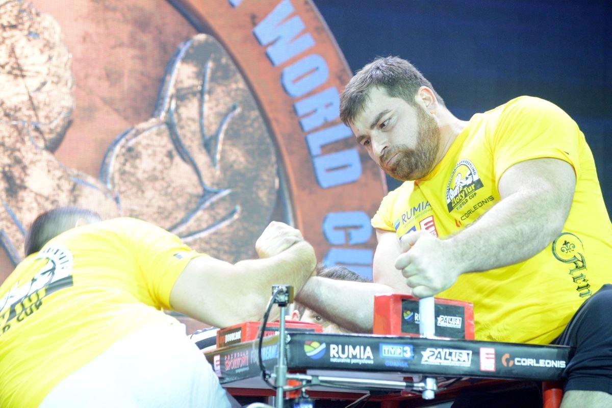 Zloty Tur 2016 Right Hand By Donat Supinski