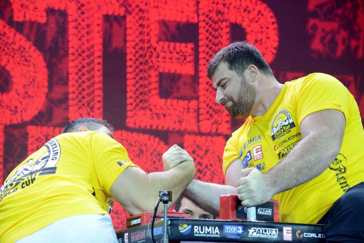 Zloty Tur 2016 Right Hand By Donat Supinski